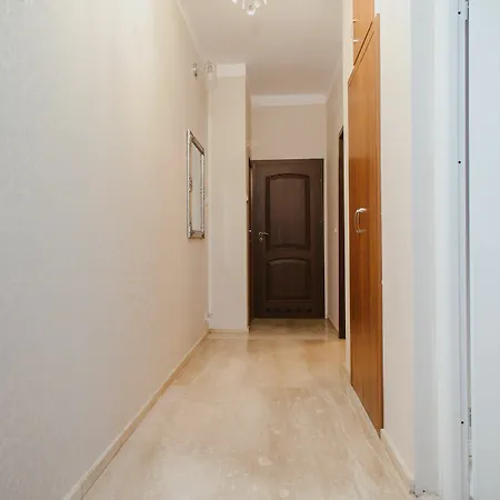Shortstaypoland Sienna * Warsaw